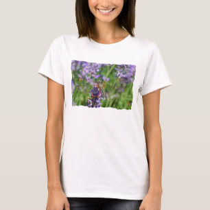 Camiseta Libélula en jardín de la lavanda