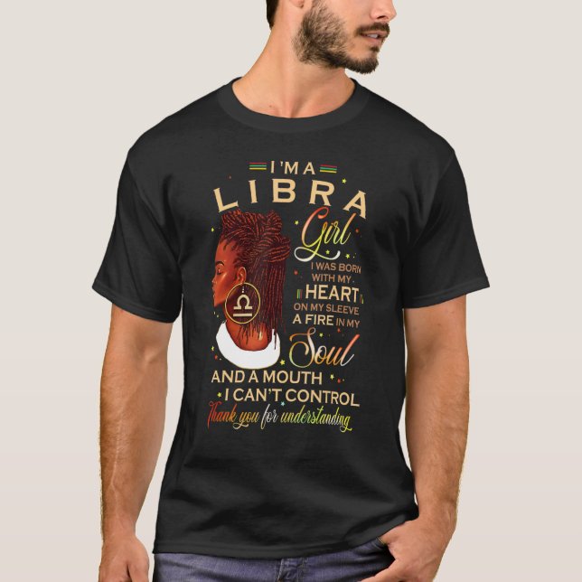 Camiseta Libra Chica Afro Locs Chica Zodiac Rótulos Cumplea (Anverso)