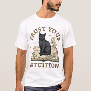 Camiseta Libro de gato negro de confianza en tu intuición
