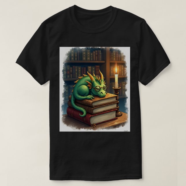 Camiseta Libro de pegatinas de dragón leyendo Dark Academia (Diseño del anverso)