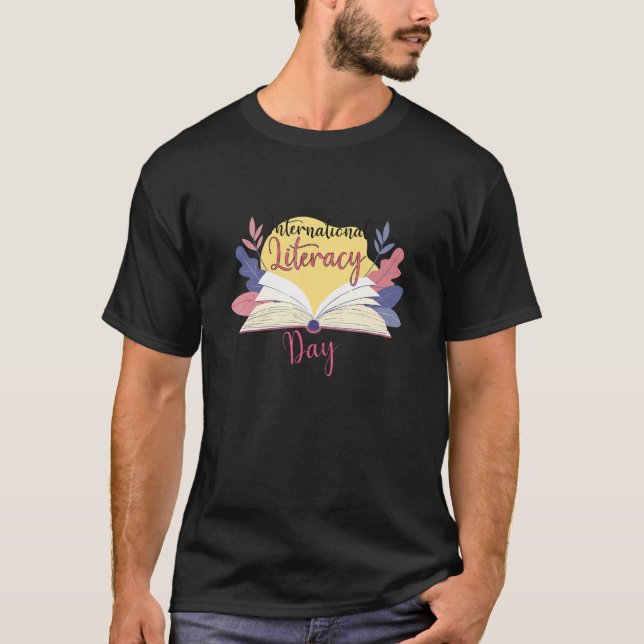 Camiseta Libro del Día Mundial de la Alfabetización (Anverso)