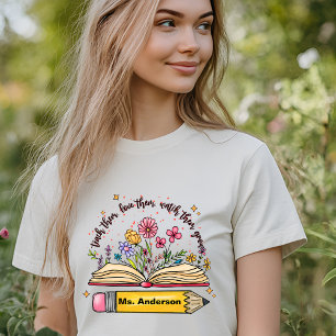 Camiseta Libro personalizado para maestros de vuelta a la e