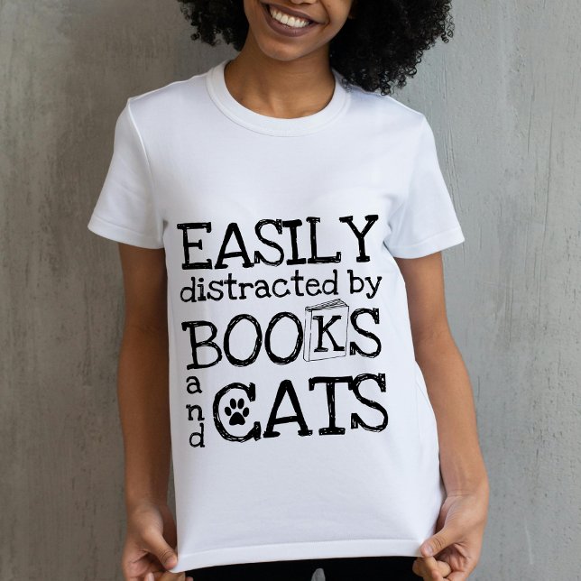 Camiseta Libro y amante del gato (Subido por el creador)
