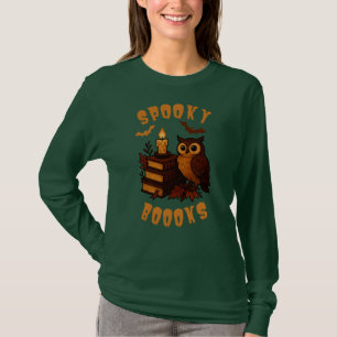 Camiseta Libros espeluznantes - Lechuza junto a libros con