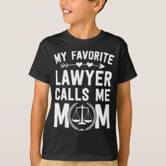 Camiseta Licenciatura en Derecho abogada favorita madre de