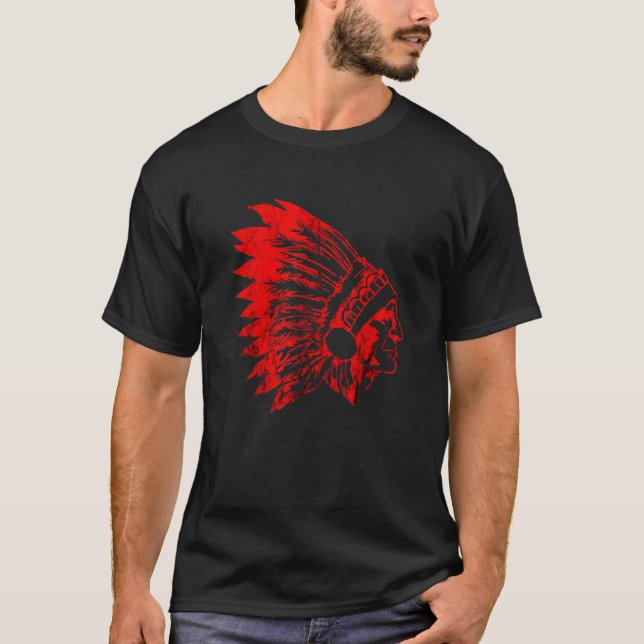 Camiseta Líder indígena del líder indígena nativo indio roj (Anverso)
