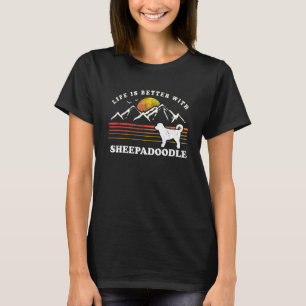 Camiseta Life Better Sheepadoodle Vintage Dog Mom Dad
