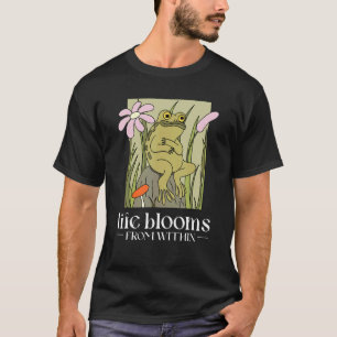 Camiseta Life Blooms Cute Frog Motivational
