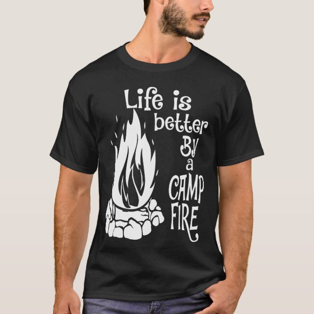 Camiseta Life Is Better By A Camp Fire boy (Anverso)