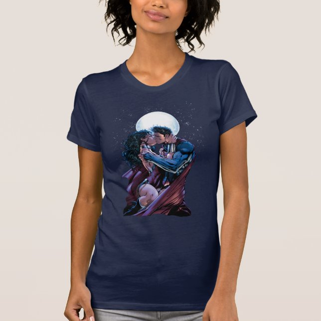 Camiseta Liga de Justicia #12 Mujer Maravilla y Beso Superm (Anverso)