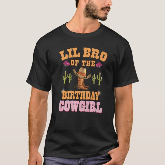 Camiseta Lil Bro De La Noche De Cumpleaños Tema Occidental  (Anverso)
