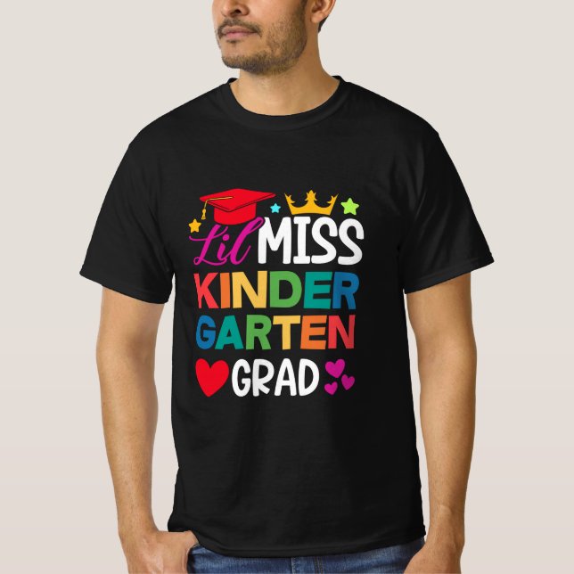 Camiseta Lil Miss Kindergarten Grad Prek Graduación (Anverso)