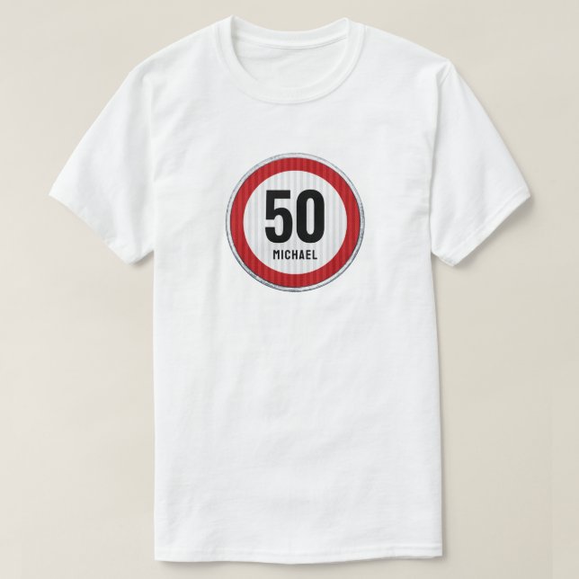 Camiseta Límite de velocidad de cumpleaños número 50 (Diseño del anverso)