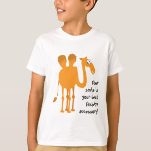 Camiseta linda del camello