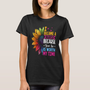 Camiseta Lindo Me Convertí En Enfermera Porque Tu Vida Vale