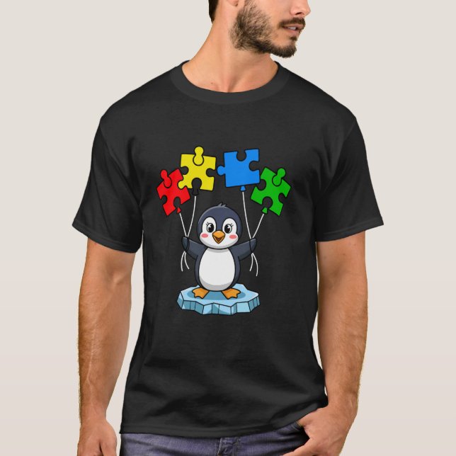 Camiseta Lindo pingüino sosteniendo piezas de rompecabezas  (Anverso)