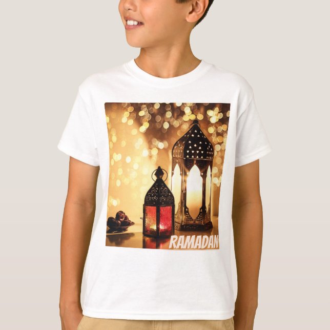 Camiseta Linterna de Ramadán. (Anverso)
