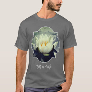 Camiseta Lirios de Agua Blanca Flor de Loto 