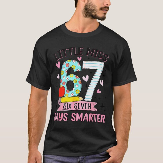 Camiseta Little Miss 67 Days Smarter Coquette Bow 67th Day  (Anverso)
