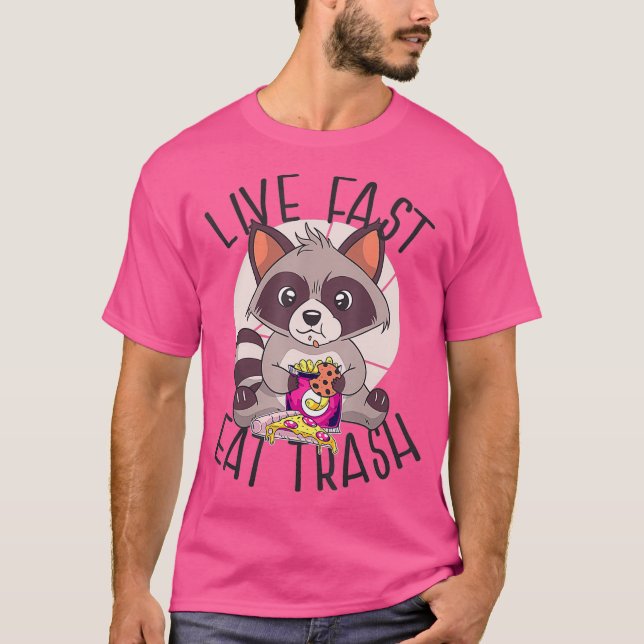 Camiseta LIVE FAST COME TRASH Funny Raccoon Meme Echando (Anverso)