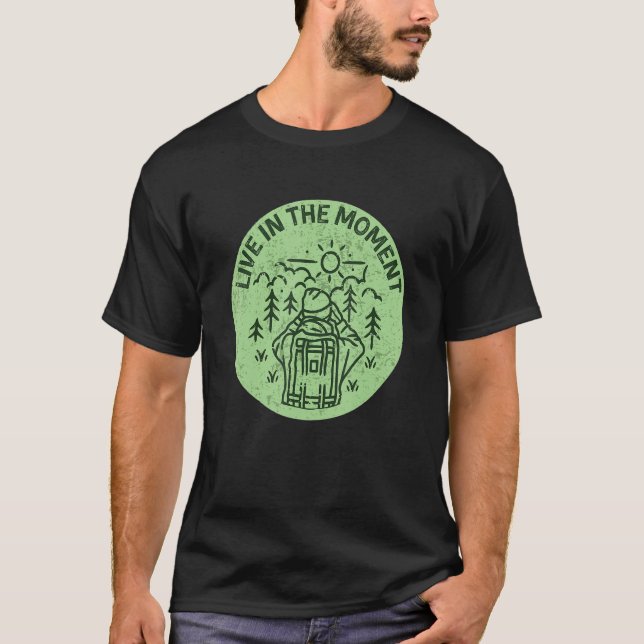 Camiseta Live In the Moment Adventurer Cita (Anverso)