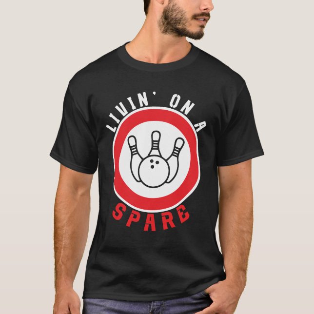Camiseta Living on a Spare Bowling League Team Tee Funny Bo (Anverso)