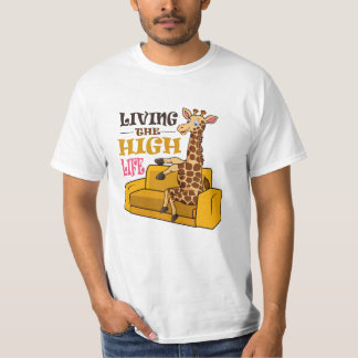 Camiseta Living the High Life Funny Giraffe Sentado en el s