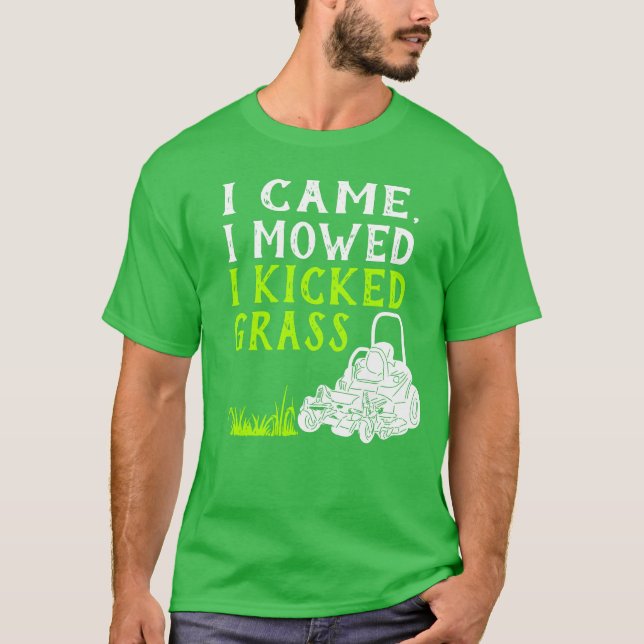 Camiseta Llegué Y Me Percaté De Que Le Pateé Grass Grass Fu (Anverso)