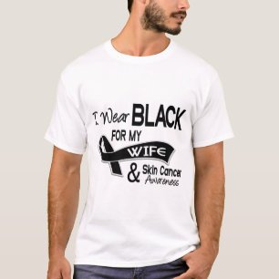 Camiseta Llevo el negro para mi cáncer de piel de la espos