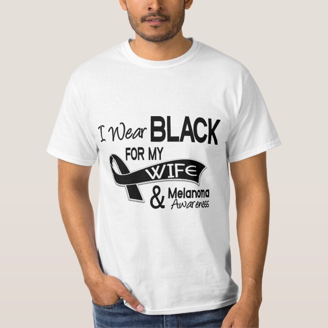 Camiseta Llevo el negro para mi melanoma de la esposa 42 (Anverso)