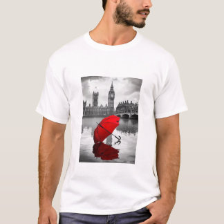 Camiseta Lluvia en Londres: Paraguas Rojo cerca del Támesis