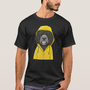 Camiseta Lluvioso perro de agua portugués en un Cabo de llu