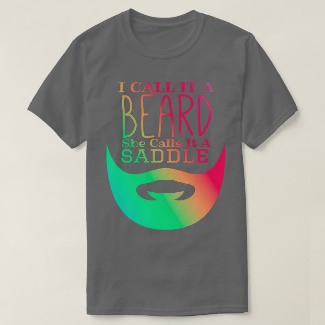 Camiseta Lo Llamo Una Barba, Lo Llama Un Oso Gracioso De Sa (Diseño del anverso)