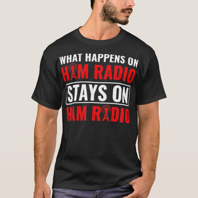 Camiseta Lo Que Pasa En Ham Radio Morse Code Ham Radio (Anverso)