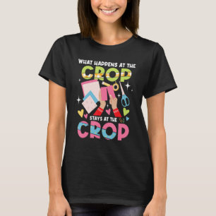 Camiseta Lo Que Sucede En El Libro De Carreras De Crop - Sc