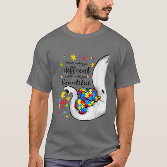 Camiseta Lo que te hace diferente madre elefante hijo de au (Anverso)