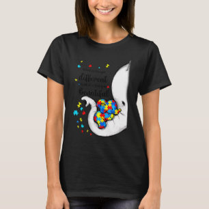 Camiseta Lo que te hace diferente madre elefante hijo de au