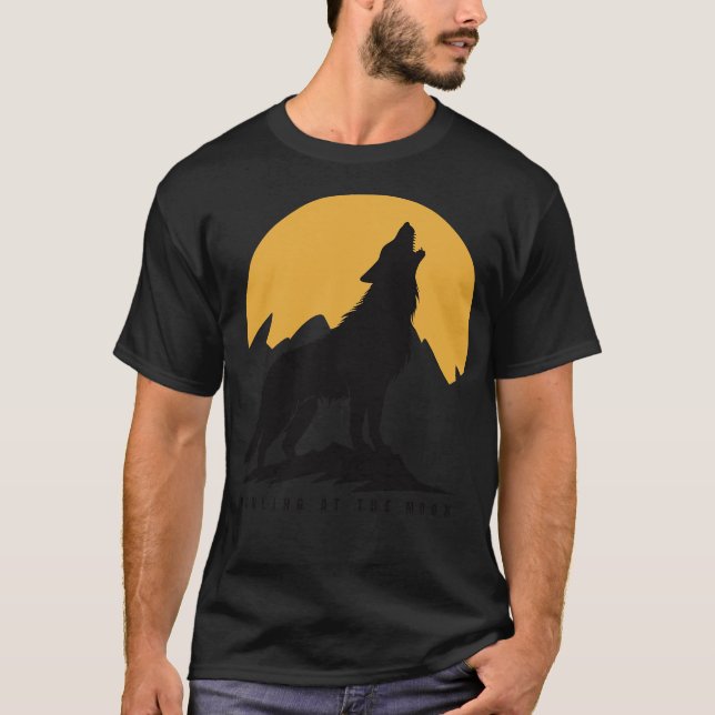 Camiseta Lobo aullando a la luna (Anverso)