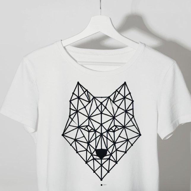 Camiseta lobo geométrico negro (Subido por el creador)