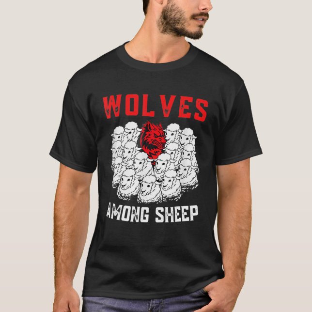 Camiseta Lobos Entre Ovejas Nací Para Ser Lobo De Oveja (Anverso)
