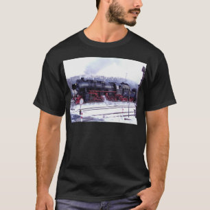 Camiseta locomotora de ferrocarril de vapor estación
