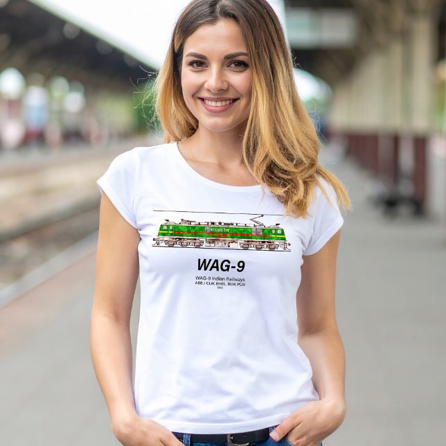 Camiseta Locomotora WAG-9. Ferrocarril de la India (WAG-9 Locomotive. Indian Railways freight train. Womens Basic T-Shirt)