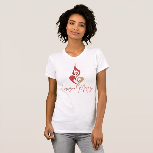 Camiseta Logo Corazón Mestizo – Donde la Pasión se (Anverso completo)