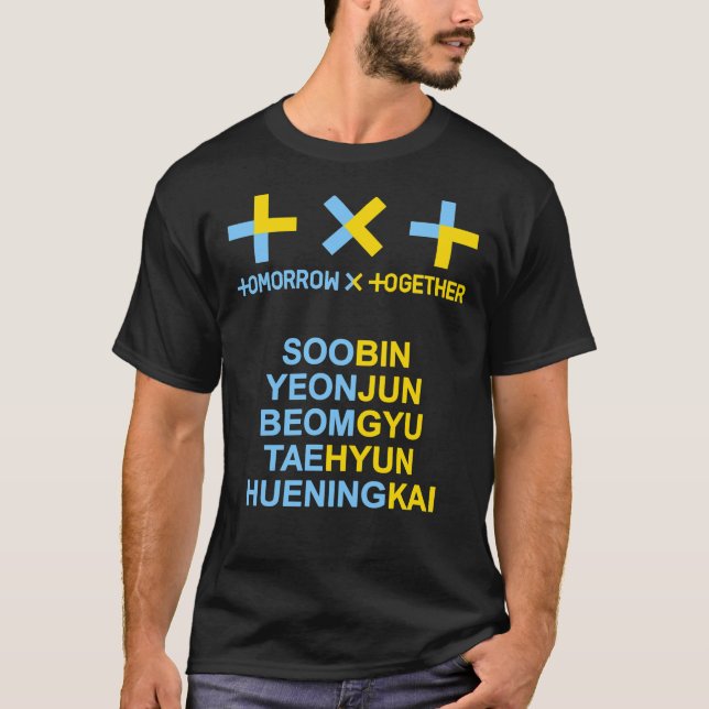 CAMISETA LOGO OFICIAL DE KPOP TXT Y NOMBRE DE MIEMBRO T-S C (Anverso)
