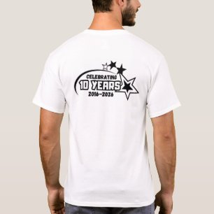 Camiseta logotipo de creekside con estrellas en la parte po