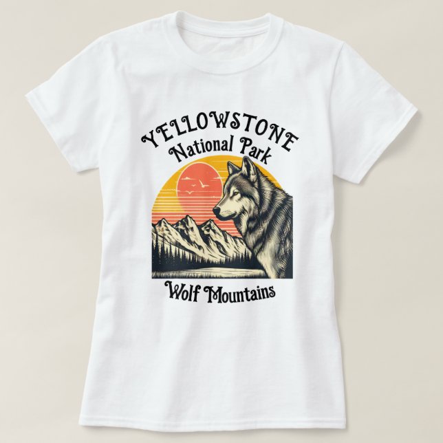 Camiseta Lone Wolf se para delante de la majestuosa montaña (Diseño del anverso)
