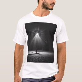 Camiseta Lonely Streetlamp - Una inquietante Nocturna De Ca
