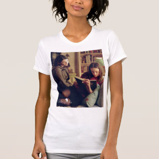 Camiseta Lorelai y Rory Sentados en el dormitorio