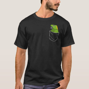 Camiseta Loro lindo en un bolsillo de una Amazonía napada a