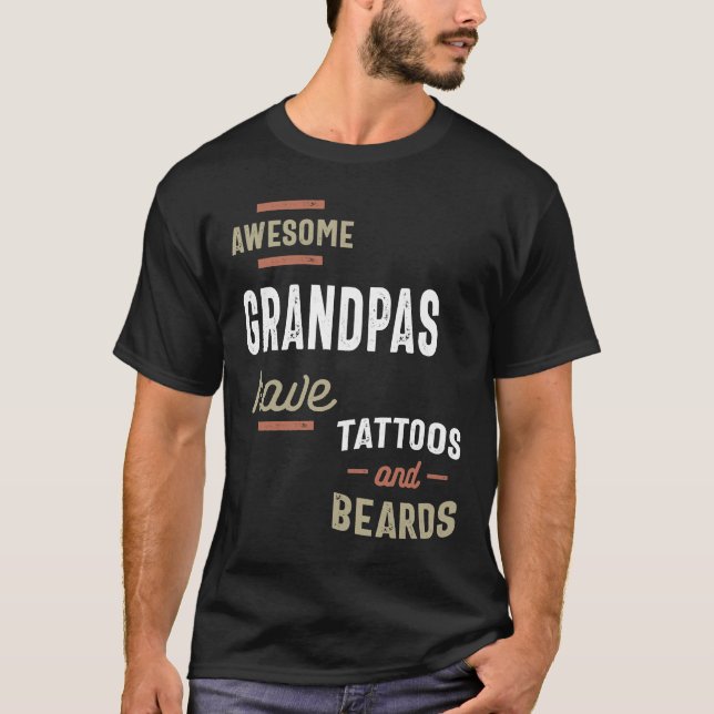 Camiseta Los abuelitos alucinantes tienen tatuajes y barbas (Anverso)